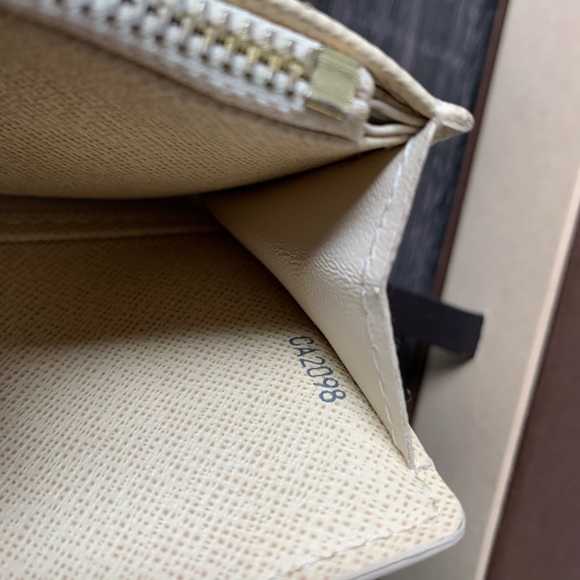 Louis Vuitton Alexandra Wallet Damier Azur - Picture 5 of 16